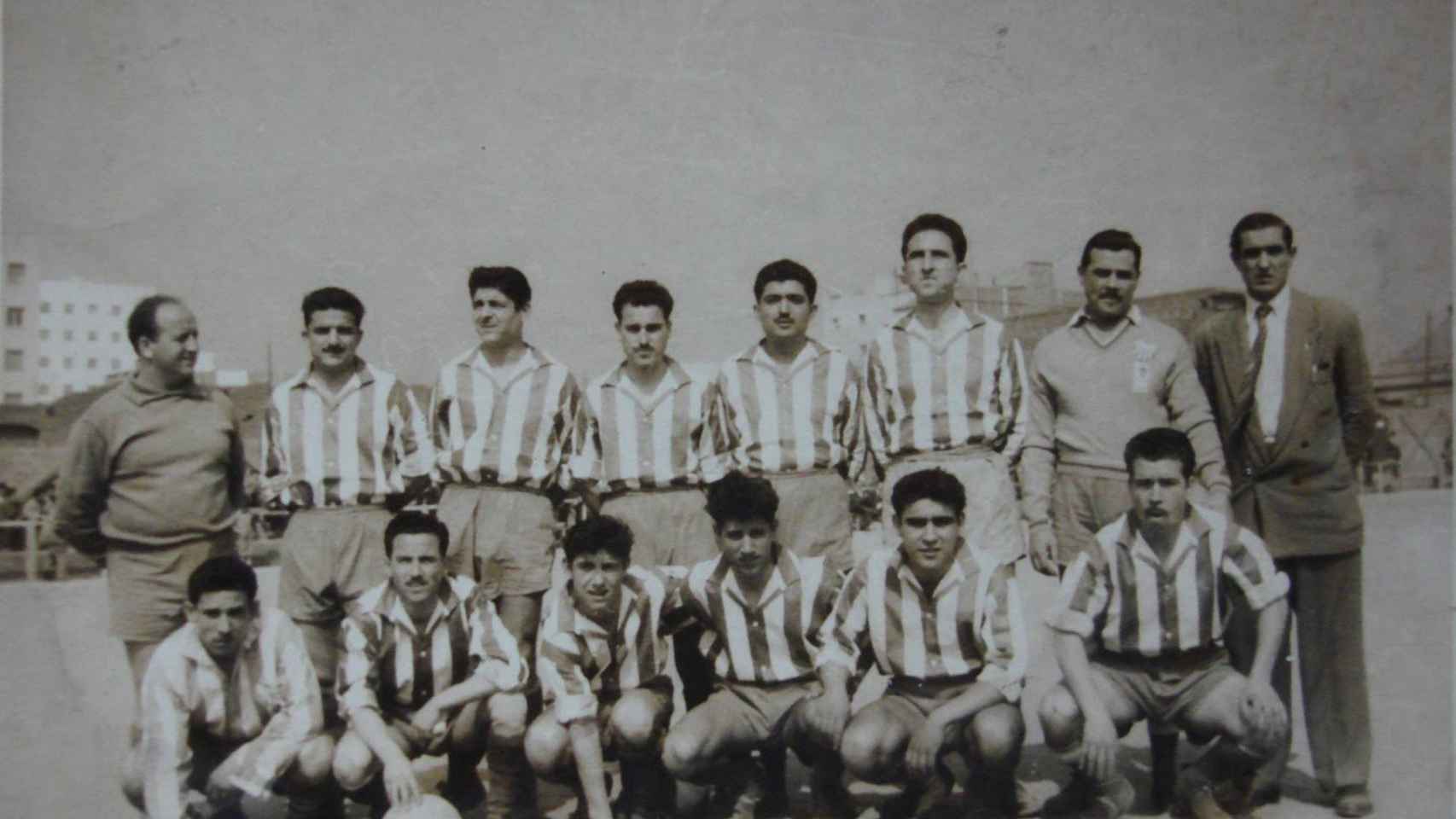 Equipo del Alzamora CF en 1950 / BLOG DE L'ARXIU HISTÓRIC DE NOU BARRIS