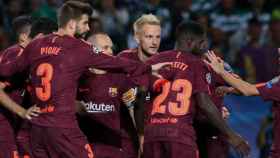 Los jugadores del Barça celebran su gol en Lisboa / EFE