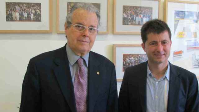 Joan Vallvé, al a izquierda con gafas, dimite de GVC Gaesco.