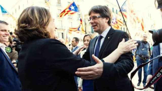 Ada Colau y Carles Puigdemont_570x340