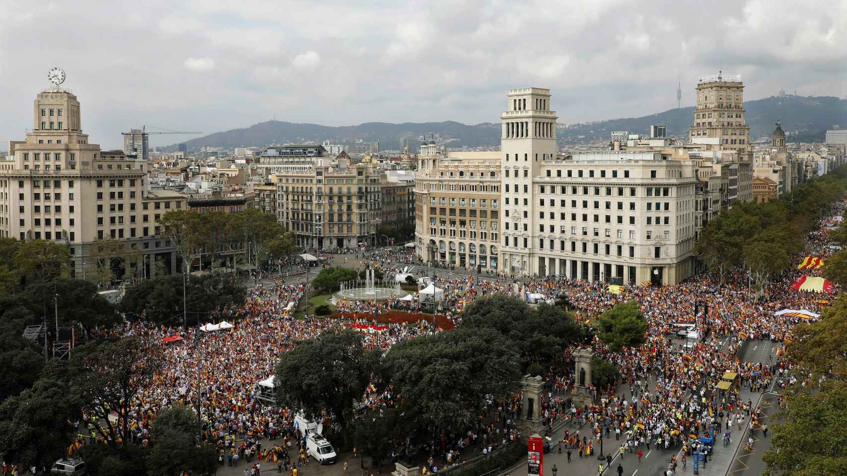 Acto final de la manifestación del 12-O en Barcelona / EFE/Andreu Dalmau