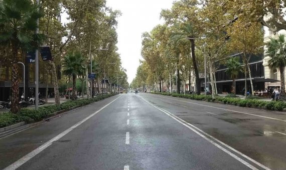 La Diagonal, una vía clave para la circulación en Barcelona, cortada / CR