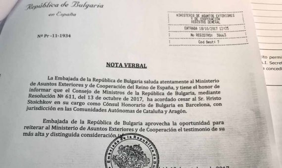 Documento oficial con la comunicación del cese del ex jugador del Barça