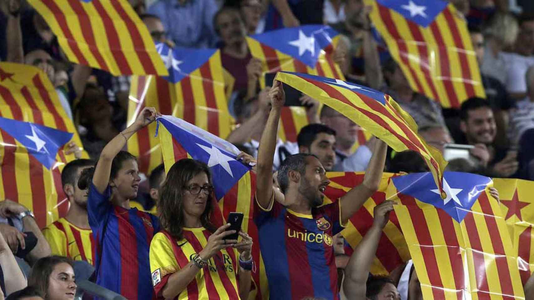 Algunos socios del Barça pedirán la libertad de los encarcelados / EFE
