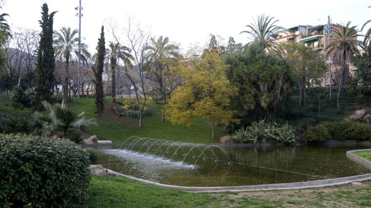 El parque de la Guineueta, cerano a la biblioteca / GUÍA BARCELONA