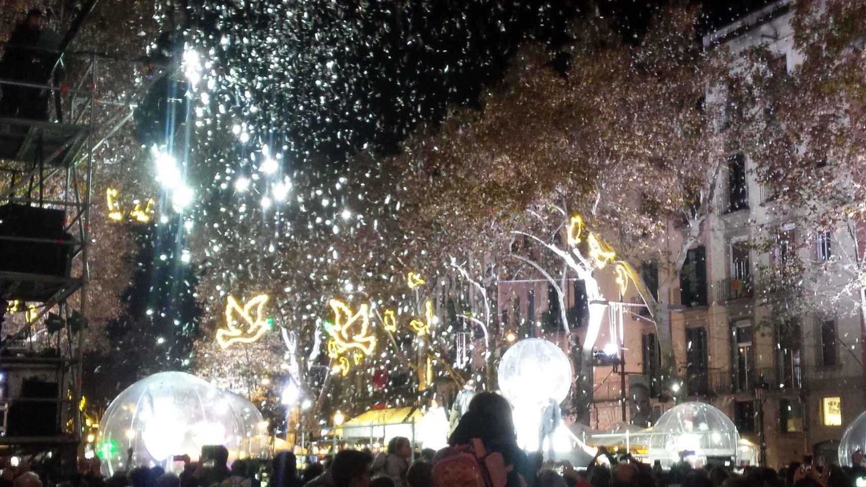 La decoración navideña impregna las calles de Barcelona / EUROPA PRESS