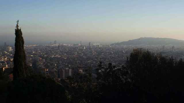 Contaminación en Barcelona / HUGO FERNÁNDEZ