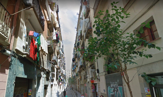 Barrio del Raval, donde comparten piso Vicenta y Leila / G.MAPS