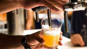 Cada vez son menos los bares que ofrecen cerveza a 1€ en Barcelona