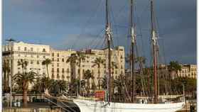 El pailebote 'Santa Eulalia', orgullo de Barcelona, cumple cien años y otros veleros históricos han venido a rendirle homenaje / MM
