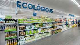 Sección de productos ecológicos en un supermercado Aldi de Barcelona / ALDI