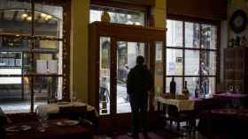 El histórico restaurante Pitarra ha cerrado esta semana y reabrirá reconvertido en un pub irlandés / HUGO FERNÁNDEZ