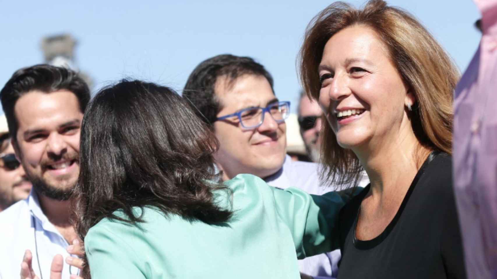 La presidenta del grupo municipal de Ciutadans, Carina Mejías, denuncia adoctrinamiento en las actividades infantiles de la fiesta mayor de Sagrada Família