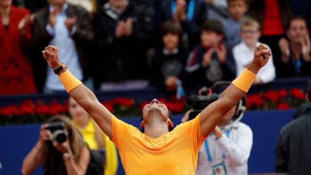 Rafa Nadal, celebrando eufórico su 11º título en el Trofeo Conde de Godó / EFE