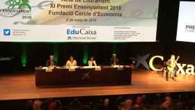 El acto de entrega del Premi Ensenyament Fundació Cercle d'Economia 2018 ha tenido lugar en el CaixaForum, con la presencia de la alcaldesa de Barcelona, Ada Colau / MIKI