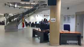 Interior de la comisaría de la calle Trafalgar donde se renuevan DNI y pasaporte / DANAE RAH