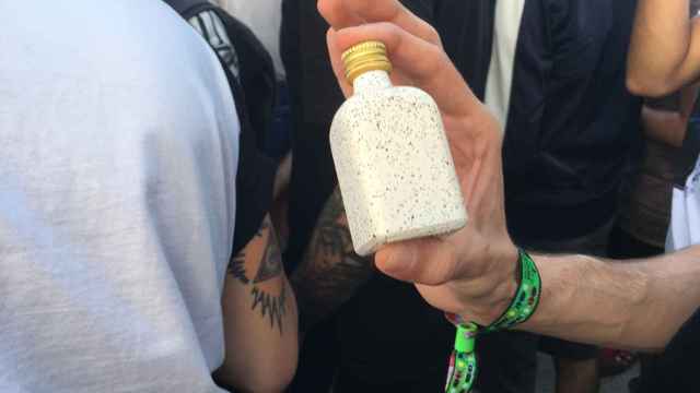 Las formas más ingeniosas de colar alcohol en el Primavera Sound | PAULA BALDRICH