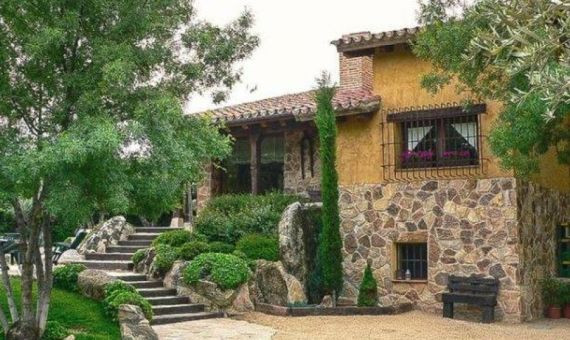 La casa de Pablo Iglesias e Irene Montero, financiada por los ingenieros catalanes.