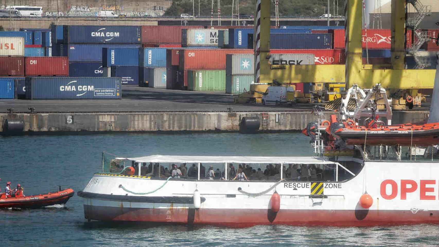 Llegada del buque de 'Open Arms' al Puerto de Barcelona / HUGO FERNÁNDEZ