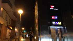 Cerca de esta parada de metro de El Carmel se produjo el tiroteo en la noche del pasado miércoles  / MIKI