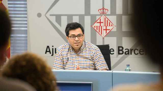 Gerardo Pisarello en una rueda de prensa / Ajuntament Barcelona