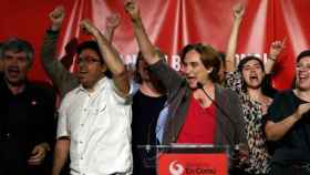 Colau y Pisarello, celebrando su victoria electoral de 2015 / Archivo