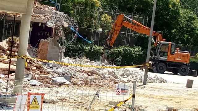 Obras en la escuela Ignasi Iglesias de Sant Andreu, afectada por los recortes de Colau y donde se ha encontrado amianto / AMPA ESCUELA IGNASI IGLESIAS