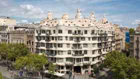 Fachada exterior de La Pedrera, uno de los símbolos de Barcelona / LA PEDRERA