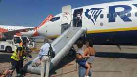 El avión de Ryanair que ha tenido que ser evacuado en El Prat / TV3