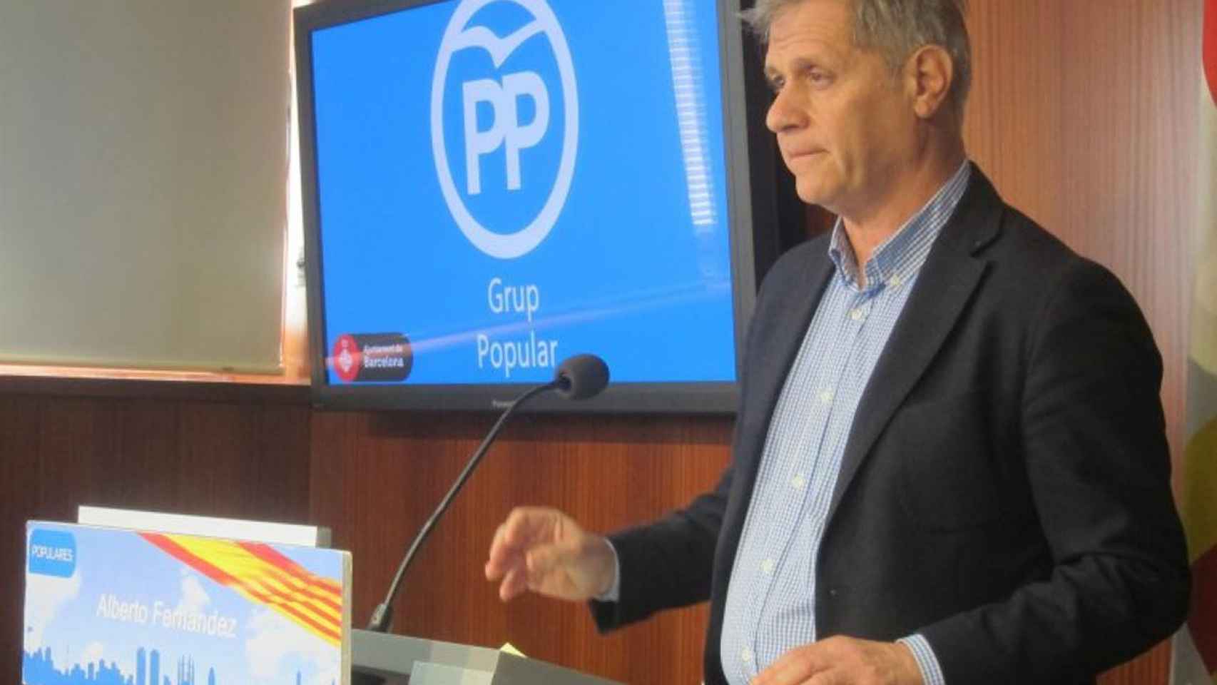 Fernández Díaz afirma que la candidatura de Colau es 'cupaire' / EP
