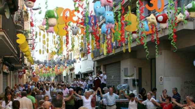 Las Fiestas de Sants son un buen plan para este sábado / BS