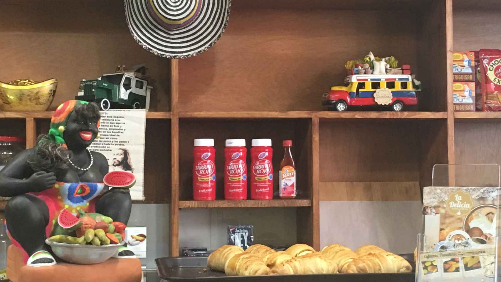 'La Delicia', la panadería colombiana de la calle Casanova / A.O.