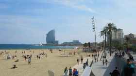Playa de La Barceloneta en una imagen de archivo