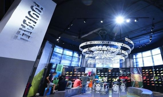 Tienda Nike de Portal de l'Àngel / EL CORTE INGLÉS