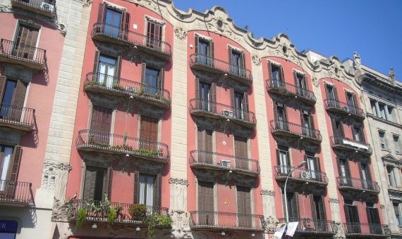 Edificio que acoge el antiguo Museo del Modernisme Català / JORDI FERRER 
