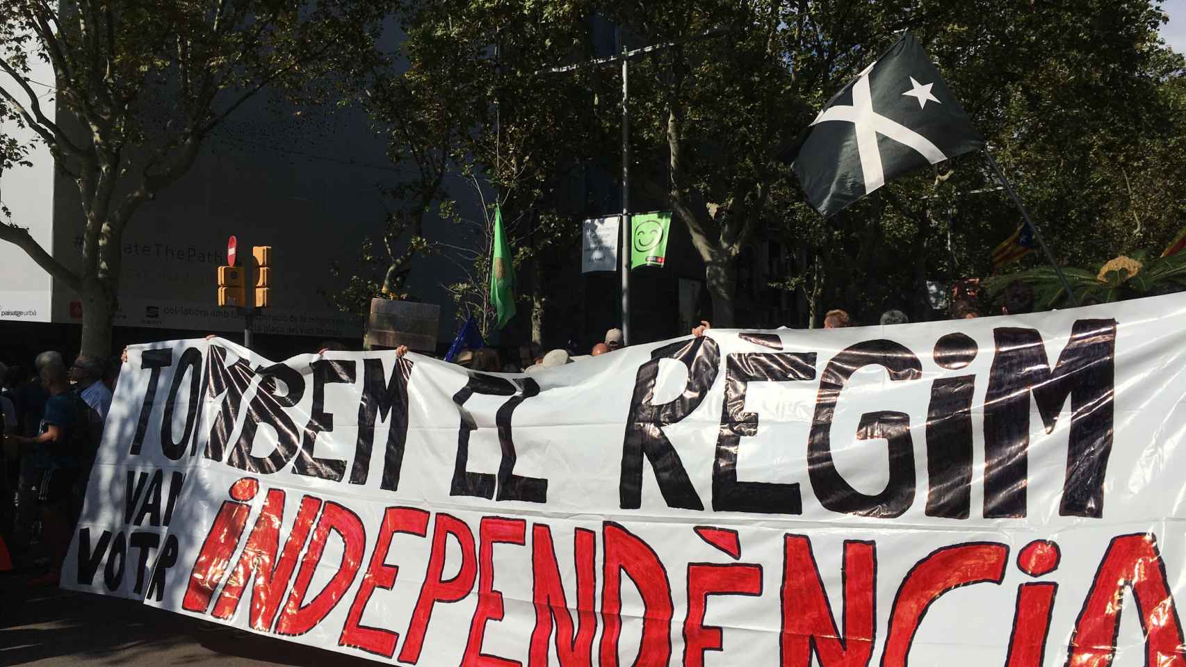 Pancarta de los CDR de Gràcia por el 1-O / PM