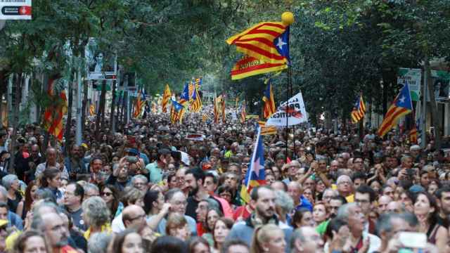 Una imagen de archivo de una marcha soberanista en Barcelona  / HUGO FERNÁNDEZ