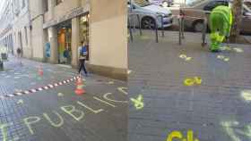 Un técnico de limpieza municipal elimina las pintadas de lazos amarillos ante la escuela San Pau