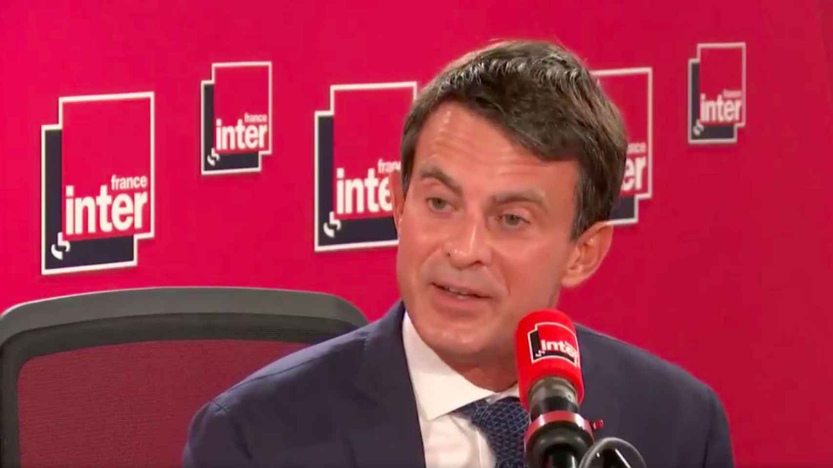 Manuel Valls, en un momento de la entrevista a la emisora de radio France Inter / @franceinter