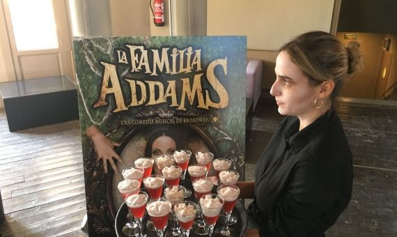 Un cóctel monstruoso en la mansión de los Addams | PAULA BALDRICH