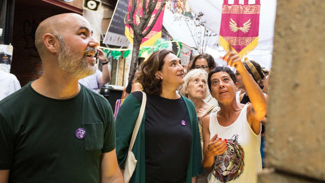 Ada Colau, alcaldesa de Barcelona, en un acto público / AB