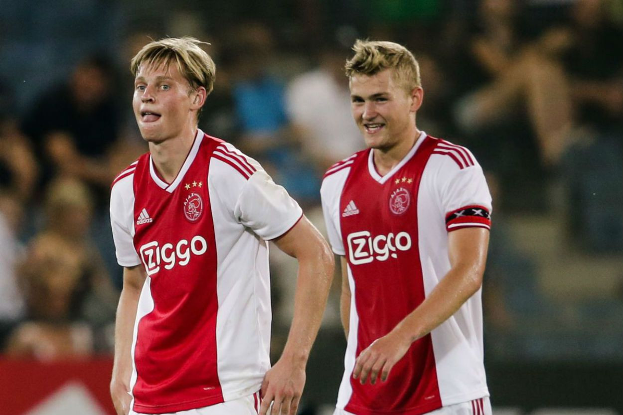 De Jong y DeLigt, las dos jóvenes perlas centrales del Ajax de Amsterdam / Archivo