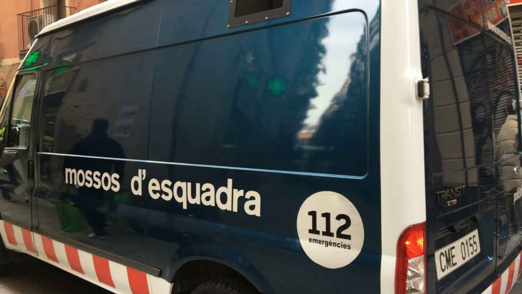 Un grupo de traficantes protagonizó una pelea callejera este lunes en el Raval, aunque los mossos no arrestaron a nadie / CR