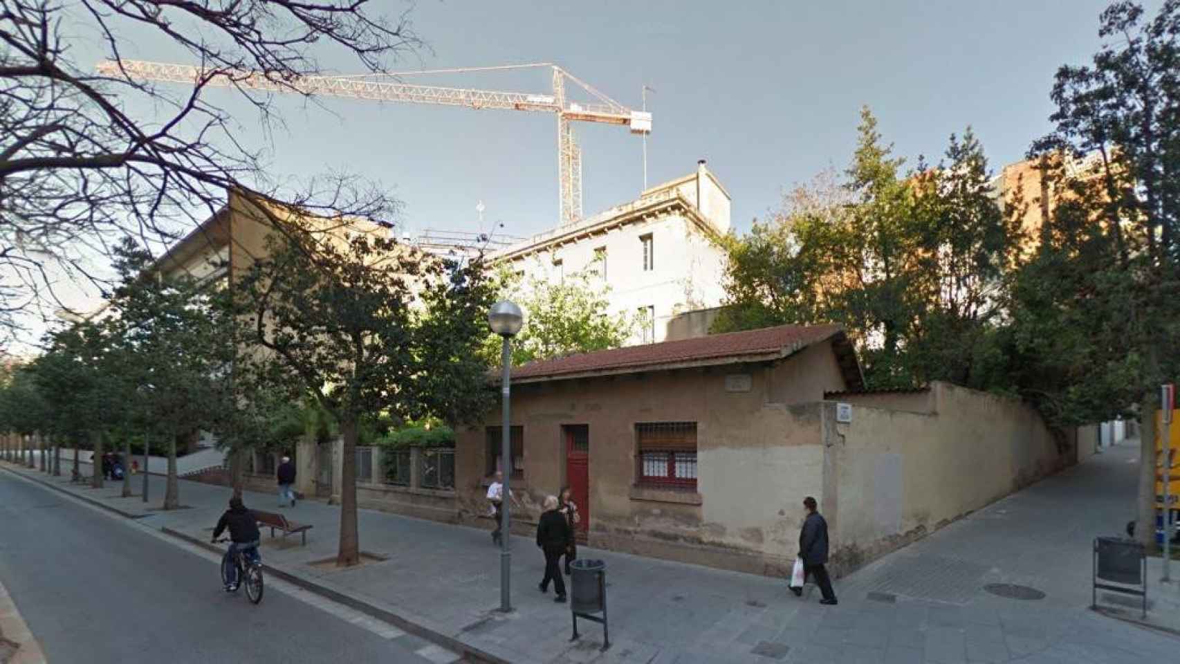 Futura residencia de ancianos del Obispado en Les Corts / Google Street View