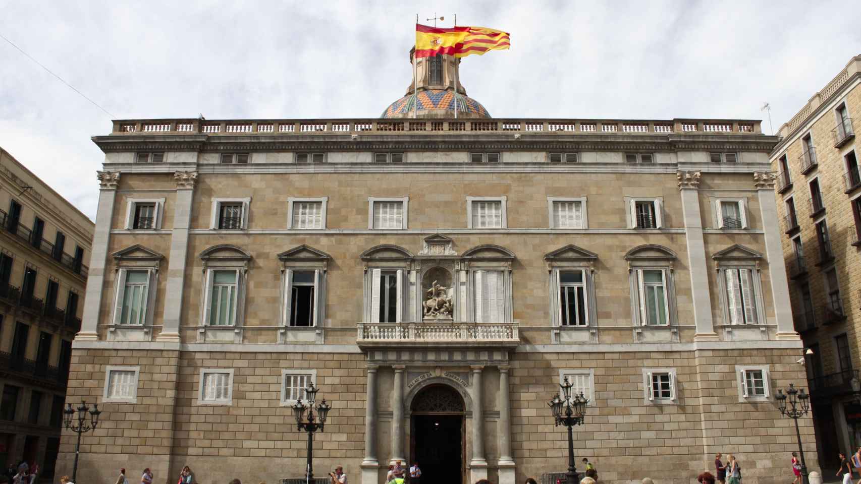 El Palacio de la Generalitat de Catalunya en la plaza Sant Jaume de Barcelona