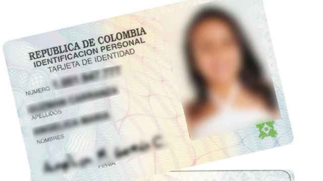 Un documento de identidad de Colombia