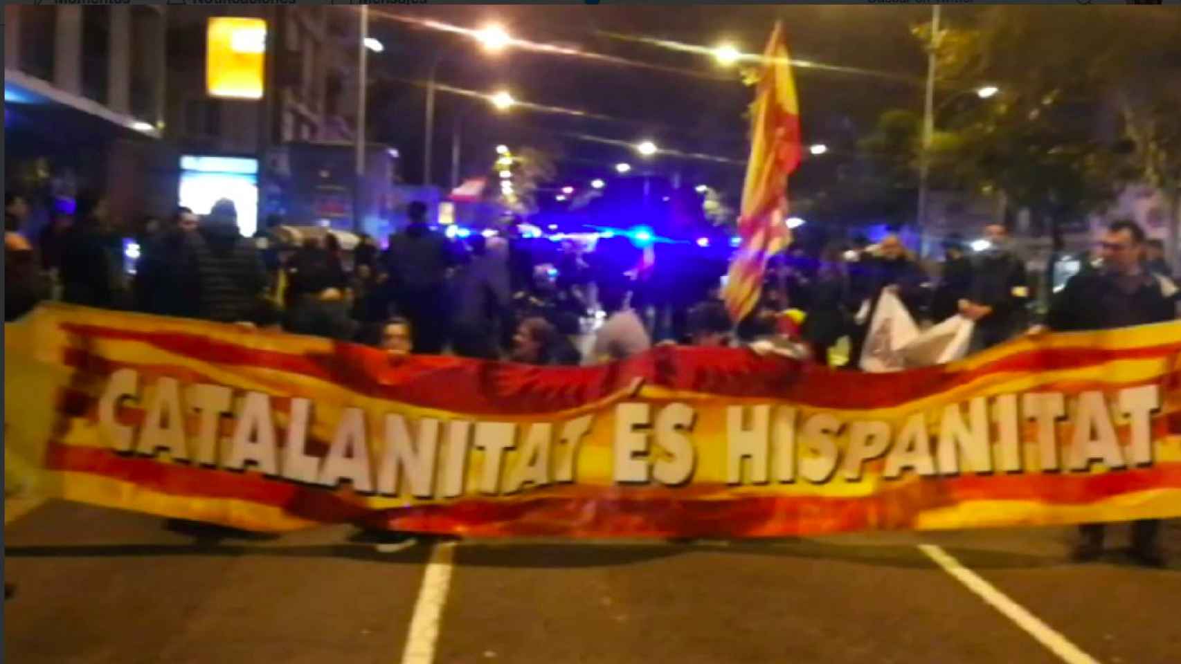 Manifestación unionista en el centro de Barcelona / @somatemps