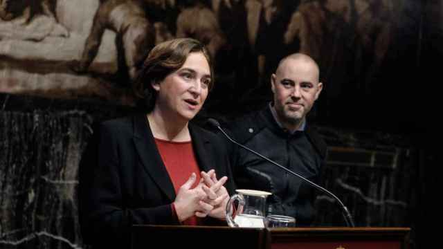 Ada Colau en una rueda de prensa en el Ayuntamiento de Barcelona