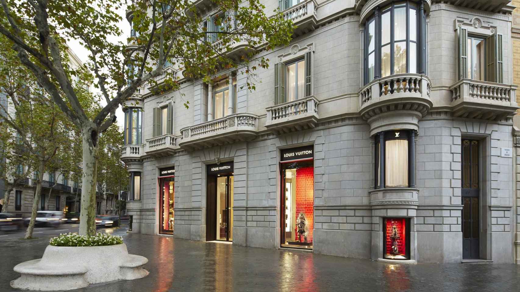 Tienda de Louis Vuitton en Paseo de Gracia / LOUIS VUITTON