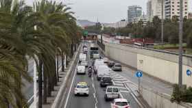 Los vehículos más contaminantes solo podrán circular por la Ronda en Barcelona / HUGO FERNÁNDEZ